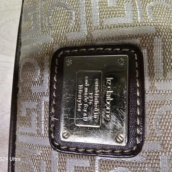 Liz Claiborne Cream and Brown Shoulder Bag - Picture 4 of 11